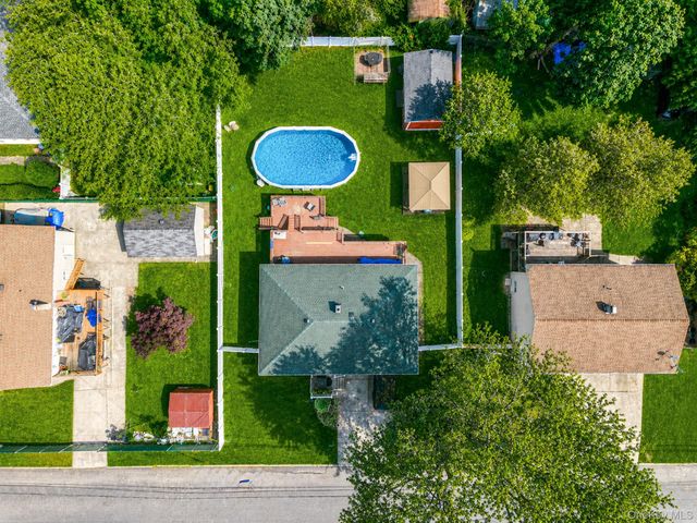 23 Ehler Street, Brentwood, NY 11717