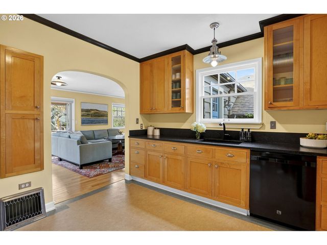 6721 Se 34TH Ave, Portland, OR 97202