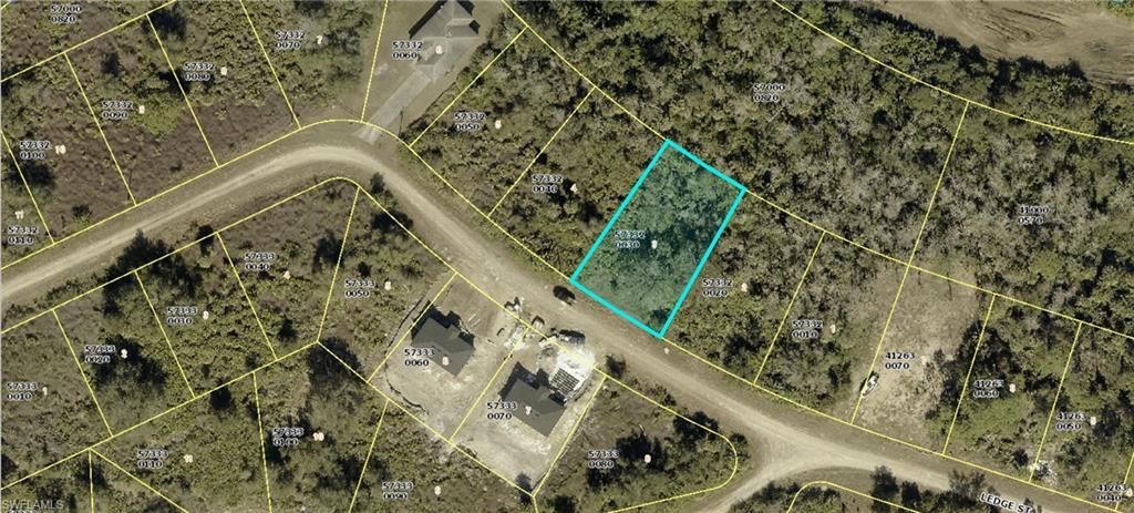 704 Ledge ST, LEHIGH ACRES, FL 33972 — exterior