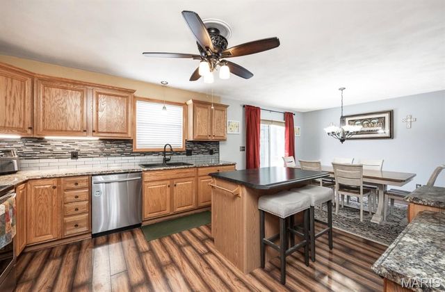 2704 Hibank Court, Belleville, IL 62226