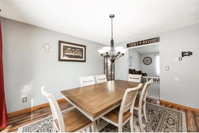 2704 Hibank Court, Belleville, IL 62226