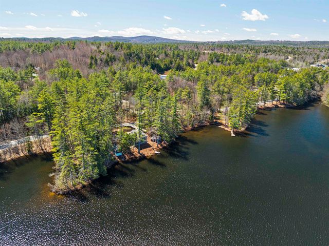 284 Village Road, Wilmot, NH 03287