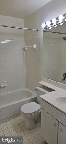 14610 INDIAN SUMMER CT, Centreville, VA 20120