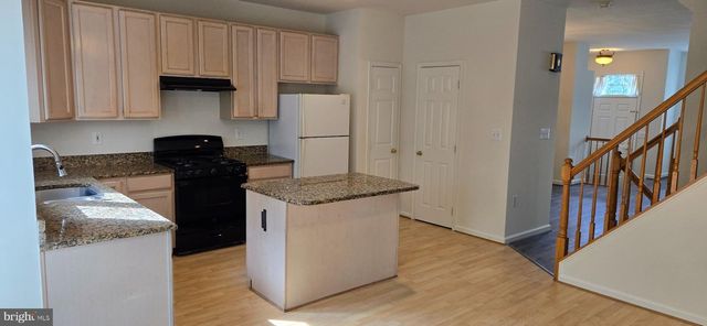 14610 INDIAN SUMMER CT, Centreville, VA 20120