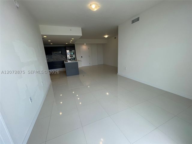 7875 NW 107th Ave 409, Doral, FL 33178