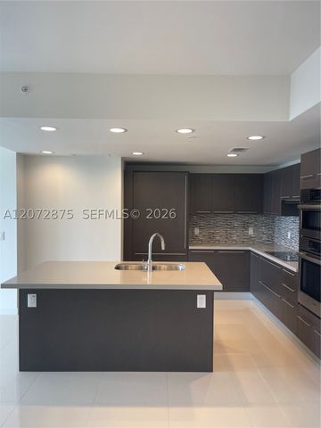 7875 NW 107th Ave 409, Doral, FL 33178