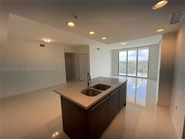 7875 NW 107th Ave 409, Doral, FL 33178