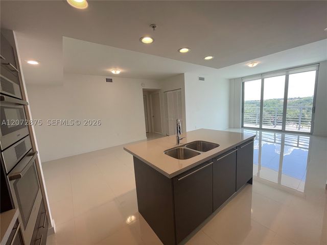 7875 NW 107th Ave 409, Doral, FL 33178