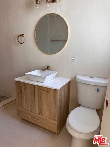 6038 Allott Avenue, Van Nuys, CA 91401