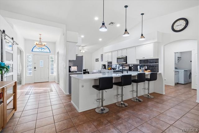 2435 Park Ridge Avenue, Bullhead City, AZ 86429