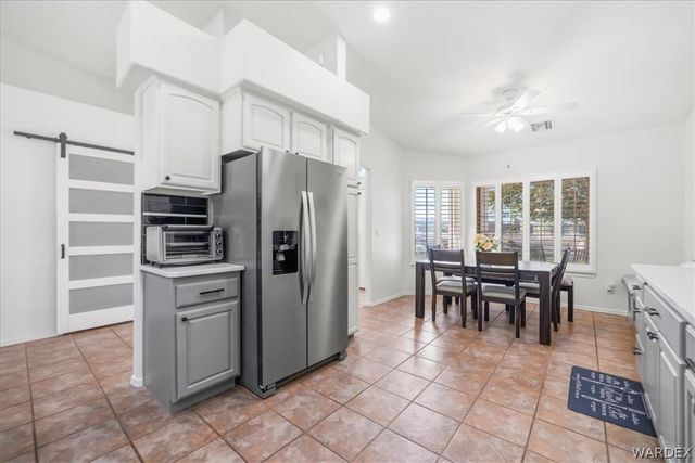 2435 Park Ridge Avenue, Bullhead City, AZ 86429