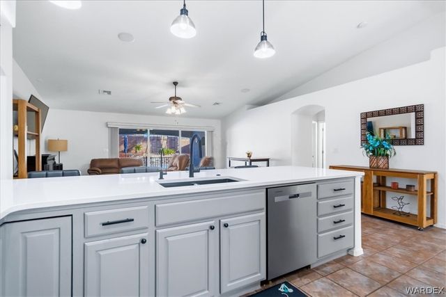 2435 Park Ridge Avenue, Bullhead City, AZ 86429