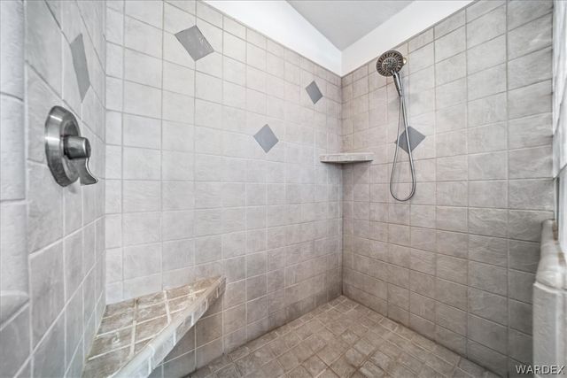 2435 Park Ridge Avenue, Bullhead City, AZ 86429