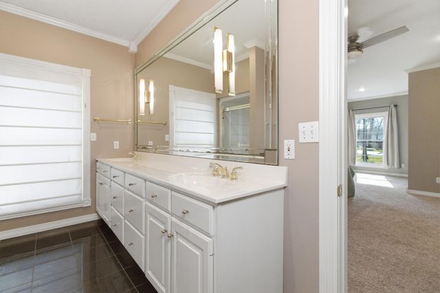 2111 Sycamore Drive, West Plains, MO 65775