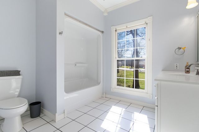 2111 Sycamore Drive, West Plains, MO 65775