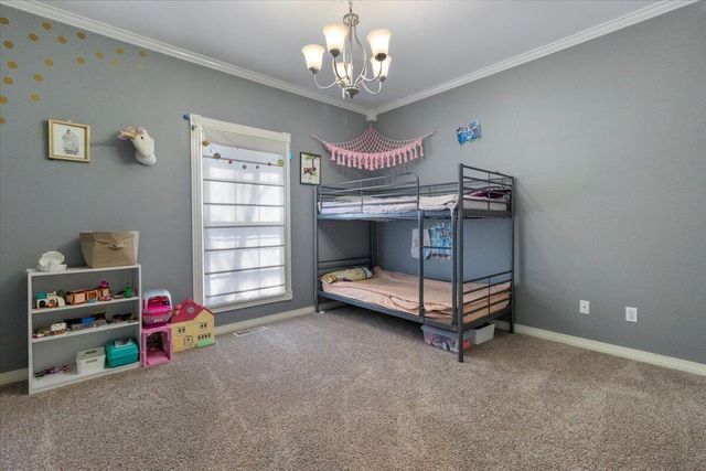 2111 Sycamore Drive, West Plains, MO 65775