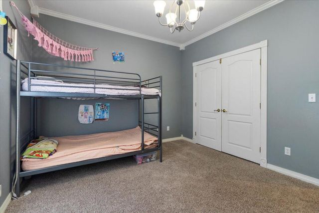 2111 Sycamore Drive, West Plains, MO 65775