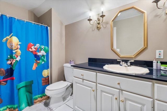 2111 Sycamore Drive, West Plains, MO 65775