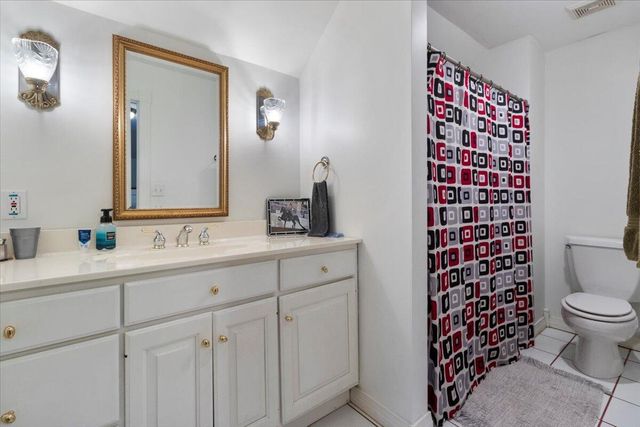 2111 Sycamore Drive, West Plains, MO 65775