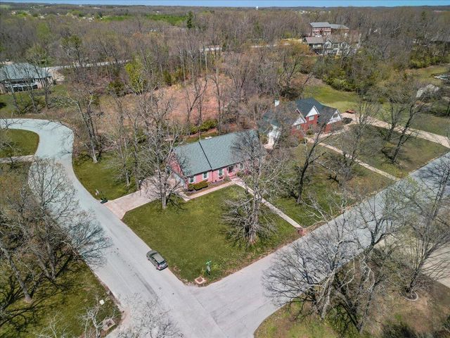 2111 Sycamore Drive, West Plains, MO 65775