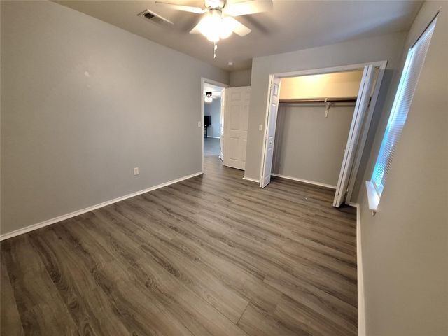 304 Bayside Drive, Anahuac, TX 77514