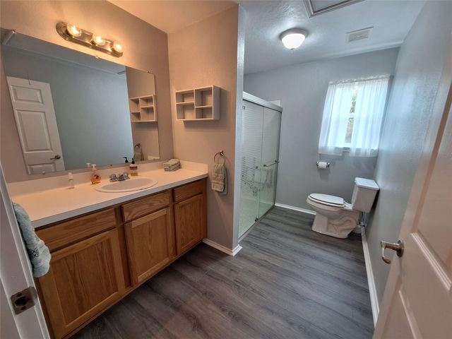 304 Bayside Drive, Anahuac, TX 77514