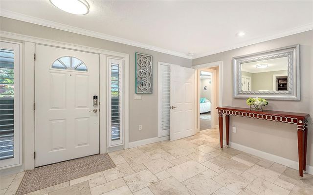 121 HOLLY AVENUE, Sarasota, FL 34243