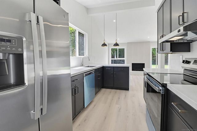 6234 Crawford St, San Diego, CA 92120