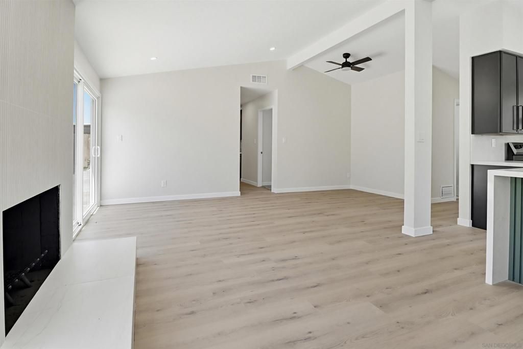 Image 10 of property listing at 6234 Crawford St, San Diego, CA 92120