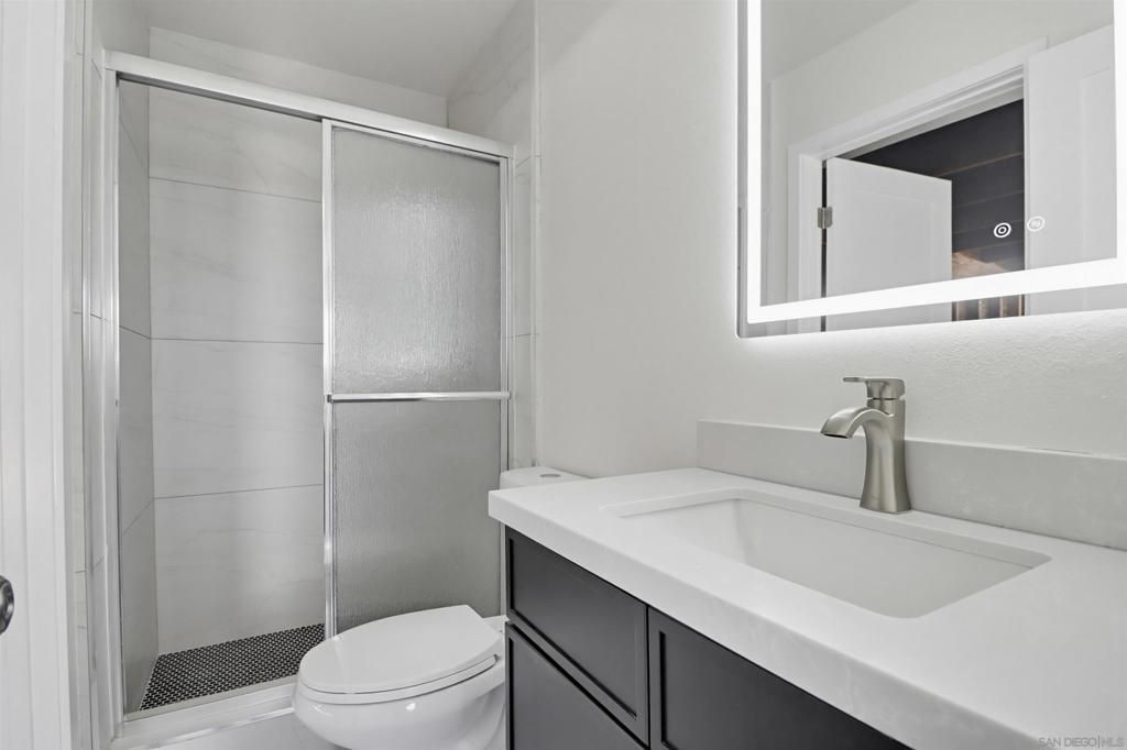 Image 12 of property listing at 6234 Crawford St, San Diego, CA 92120