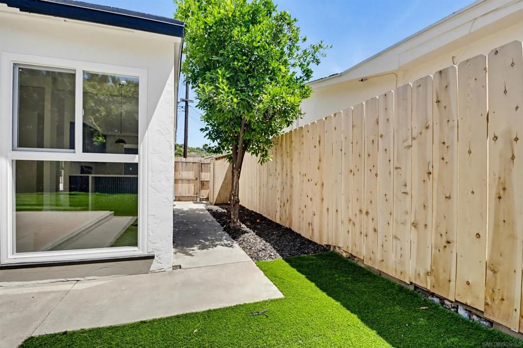 Image 23 of property listing at 6234 Crawford St, San Diego, CA 92120