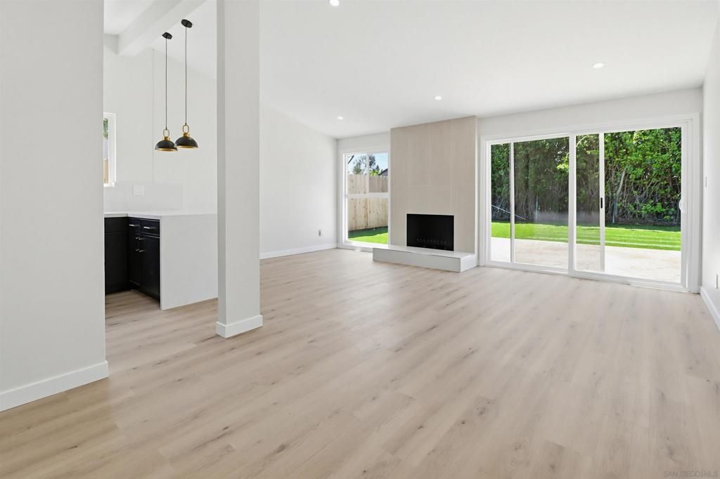 Image 9 of property listing at 6234 Crawford St, San Diego, CA 92120