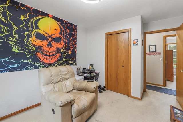 836 MEADOWBROOK LANE, Fond Du Lac, WI 54935