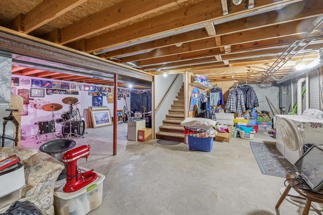 836 MEADOWBROOK LANE, Fond Du Lac, WI 54935