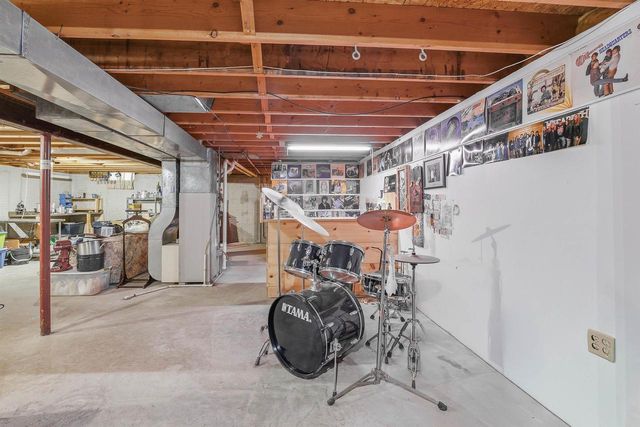 836 MEADOWBROOK LANE, Fond Du Lac, WI 54935