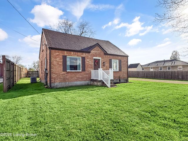 998 Meadow Hill Rd, Louisville, KY 40219