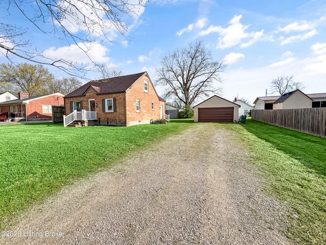 998 Meadow Hill Rd, Louisville, KY 40219