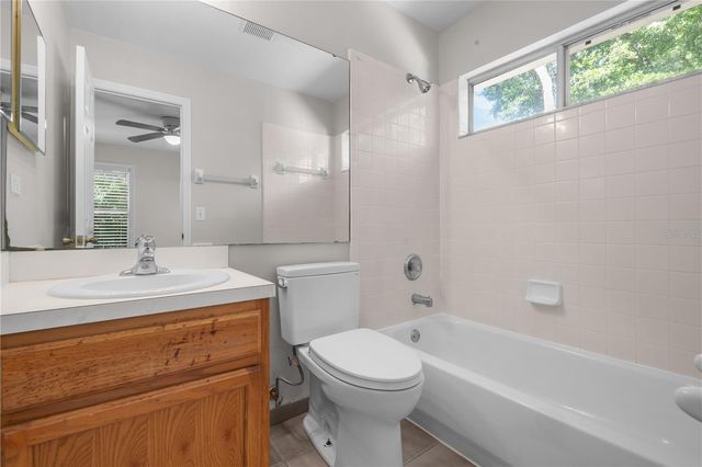 1710 NW 7TH STREET 404, Gainesville, FL 32609