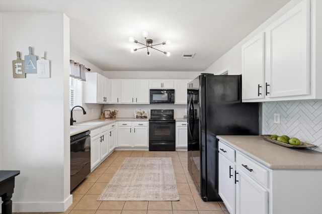 1801 Kittredge Way, Fort Worth, TX 76247