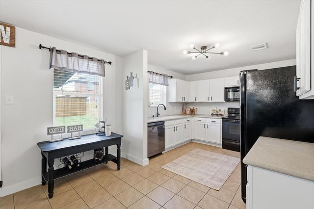 1801 Kittredge Way, Fort Worth, TX 76247