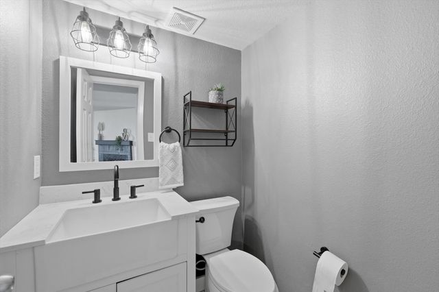 1801 Kittredge Way, Fort Worth, TX 76247