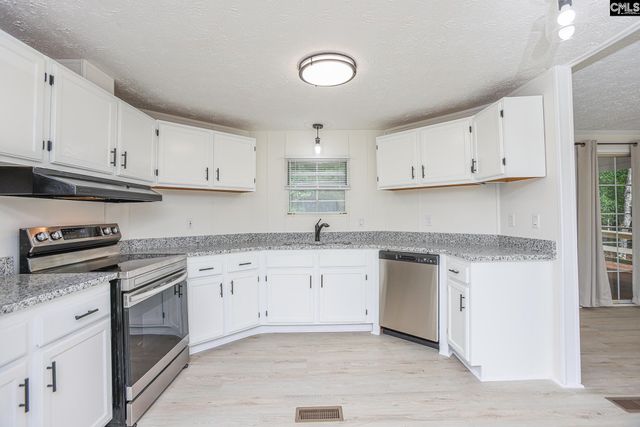 118 Frandeenas Court, Prosperity, SC 29127