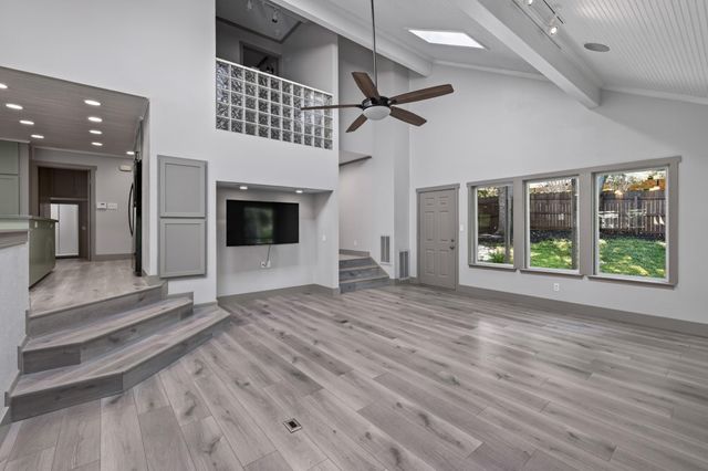 4301 Hyridge DR, Austin, TX 78759