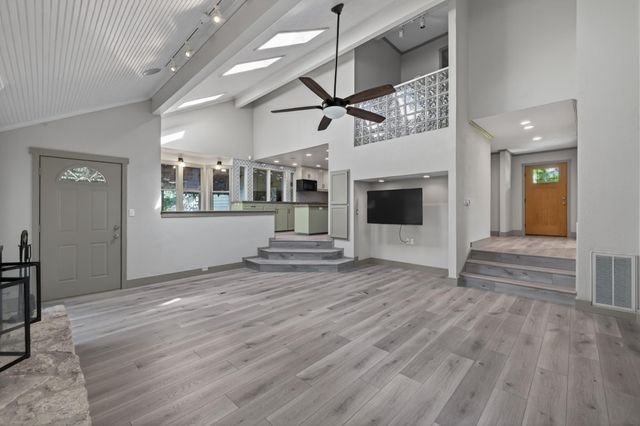 4301 Hyridge DR, Austin, TX 78759