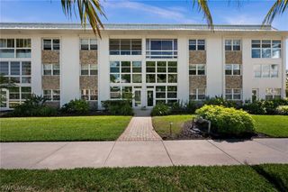 1021 3rd ST S 108, Naples, FL 34102