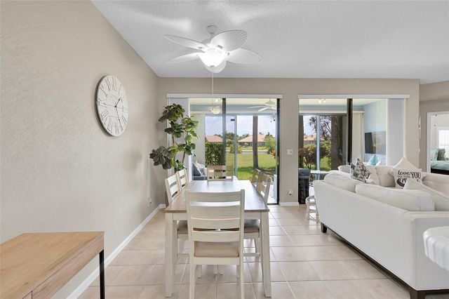 8049 Aberdeen Drive 101, Boynton Beach, FL 33472