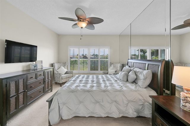 8049 Aberdeen Drive 101, Boynton Beach, FL 33472