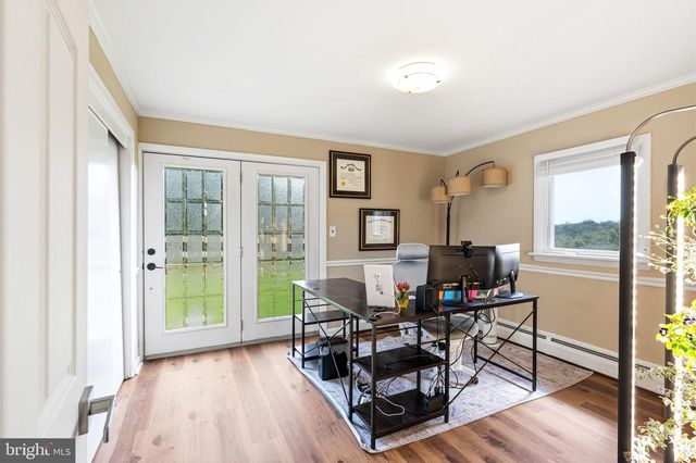 140 GOVERNOR MARKHAM DR, Glen Mills, PA 19342