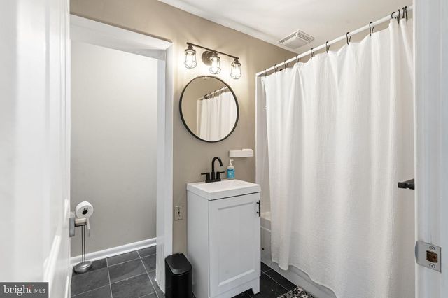 140 GOVERNOR MARKHAM DR, Glen Mills, PA 19342