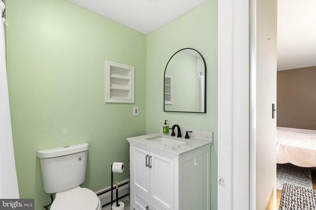 140 GOVERNOR MARKHAM DR, Glen Mills, PA 19342